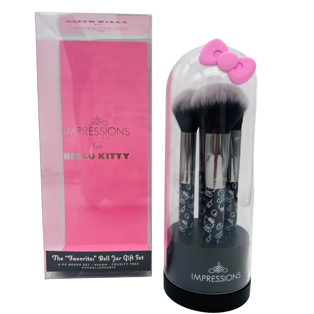 Hello Kitty Sanrio 6 Piece Make Up Brush Set In Bow Bell Jar Container NIB